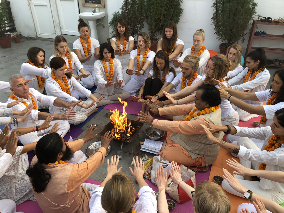 200 hour yoga teacher training course in India